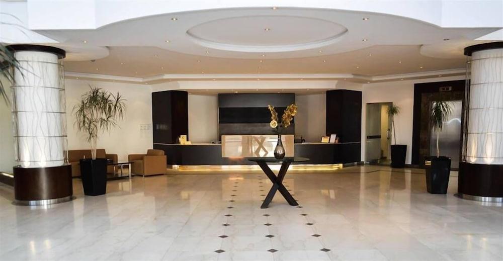 Executives Hotel - Azizia Rijád Kültér fotó