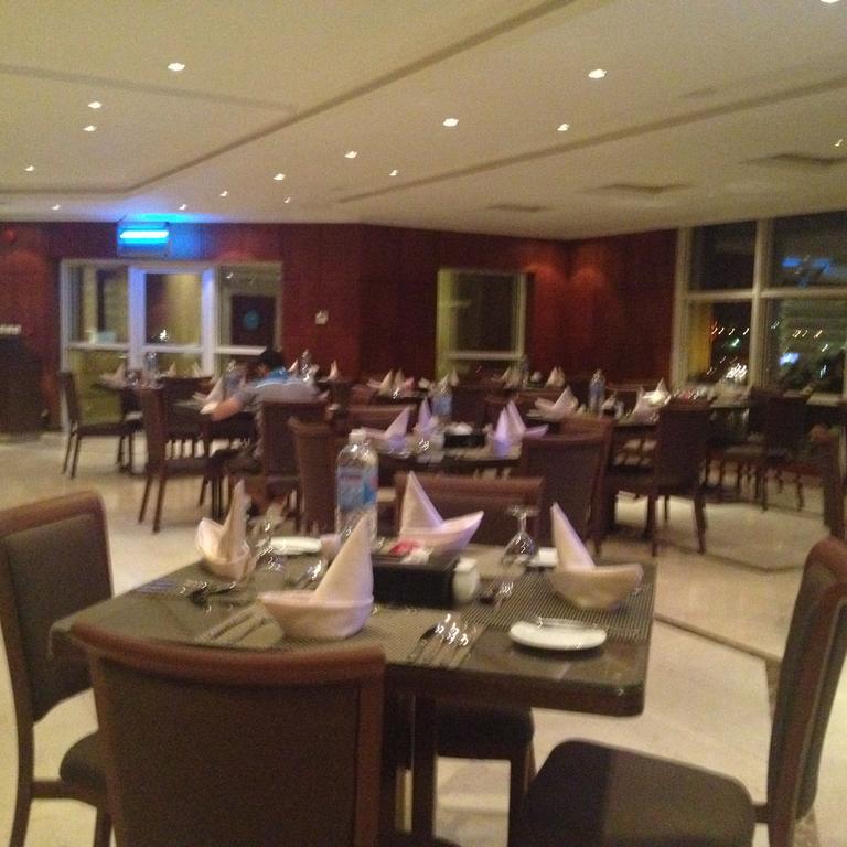 Executives Hotel - Azizia Rijád Kültér fotó
