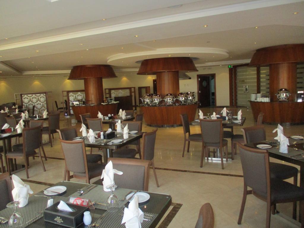 Executives Hotel - Azizia Rijád Kültér fotó