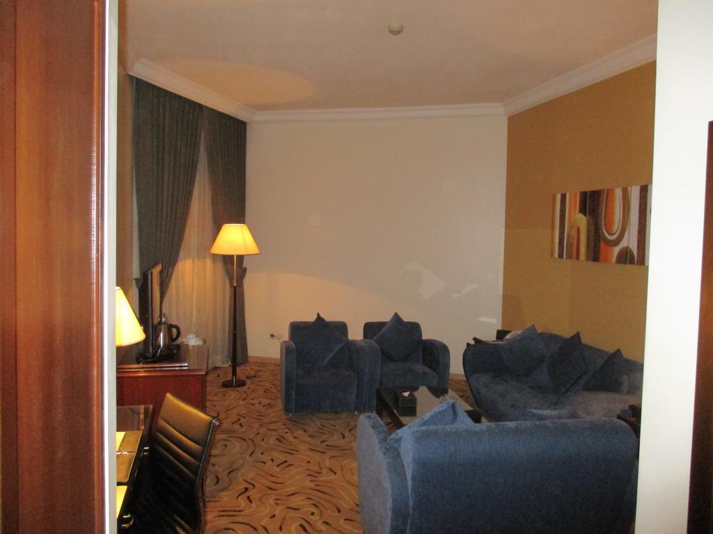 Executives Hotel - Azizia Rijád Kültér fotó
