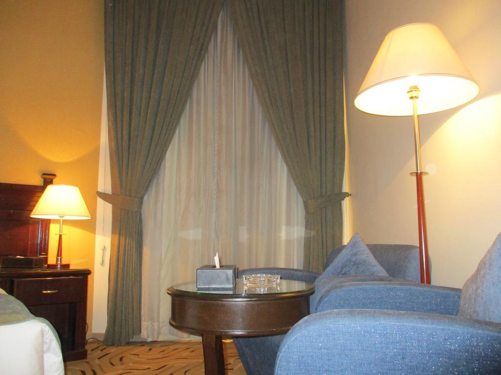 Executives Hotel - Azizia Rijád Kültér fotó