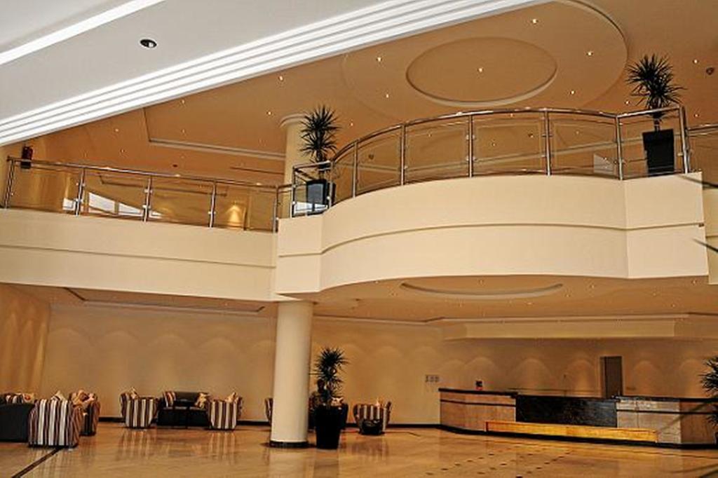 Executives Hotel - Azizia Rijád Kültér fotó