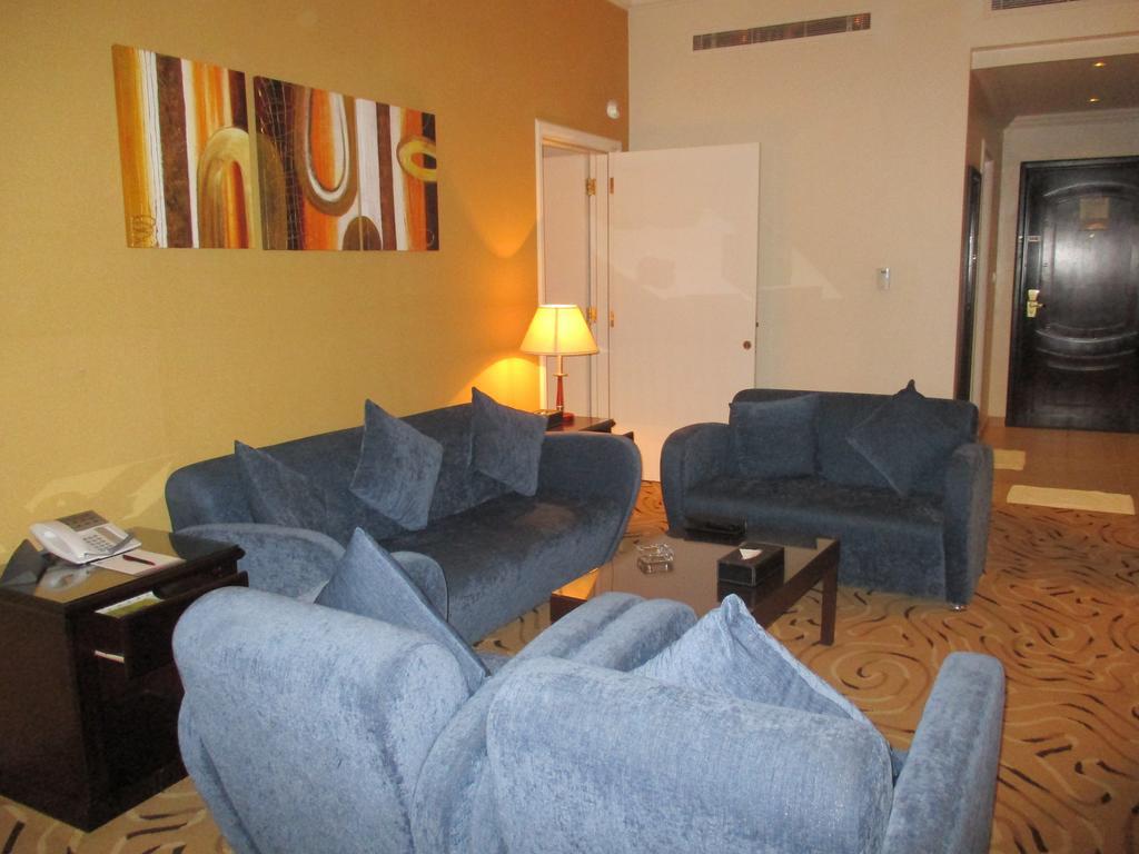 Executives Hotel - Azizia Rijád Kültér fotó