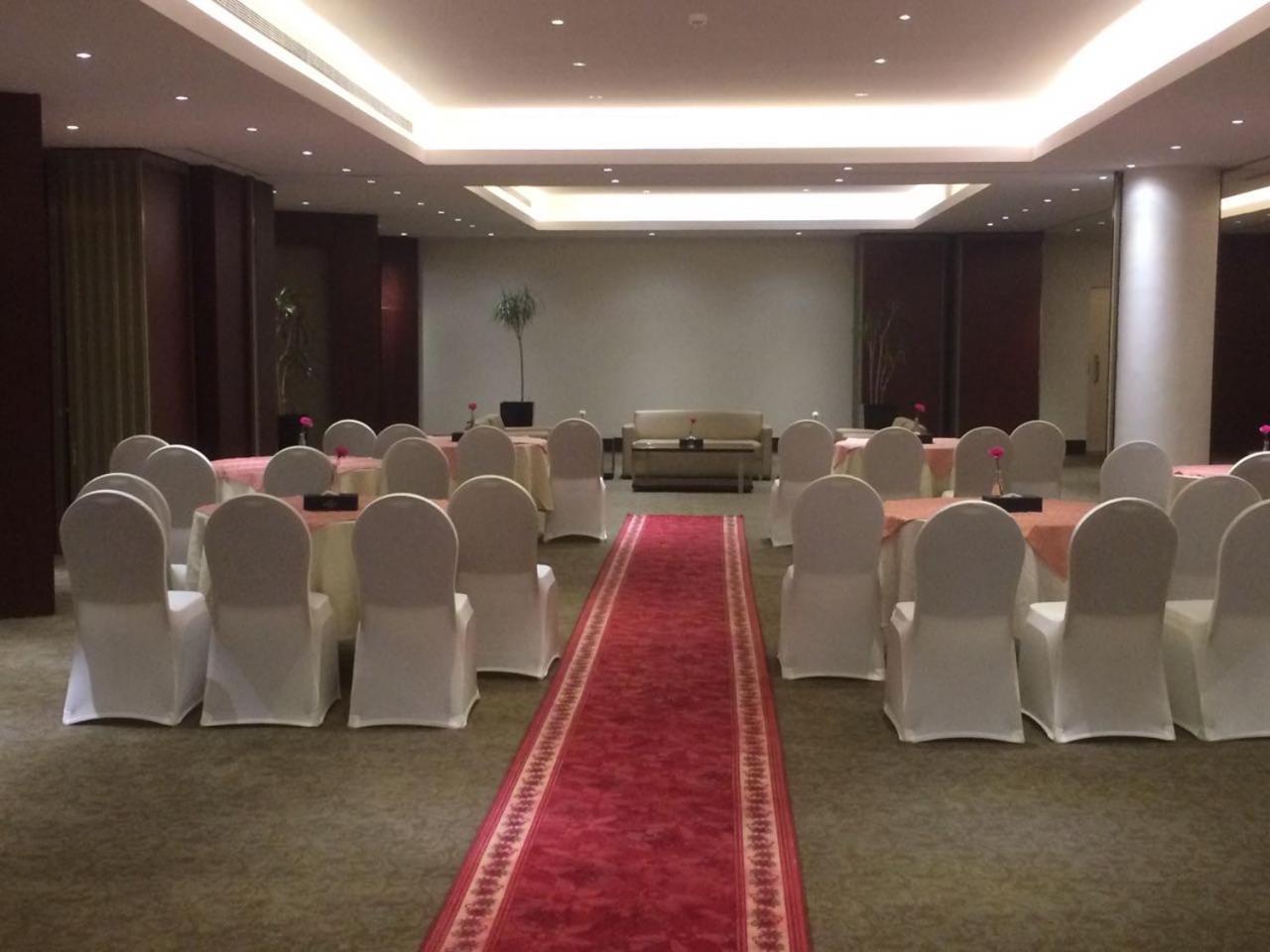 Executives Hotel - Azizia Rijád Kültér fotó