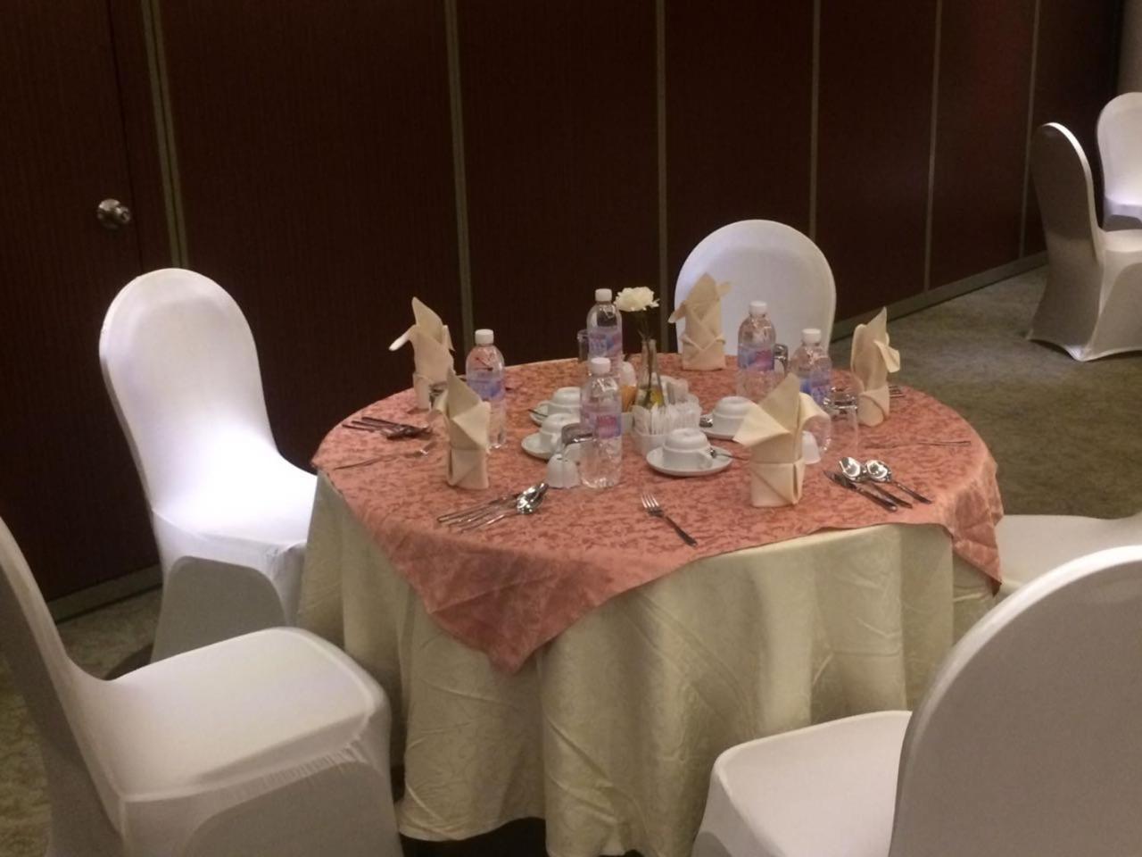 Executives Hotel - Azizia Rijád Kültér fotó