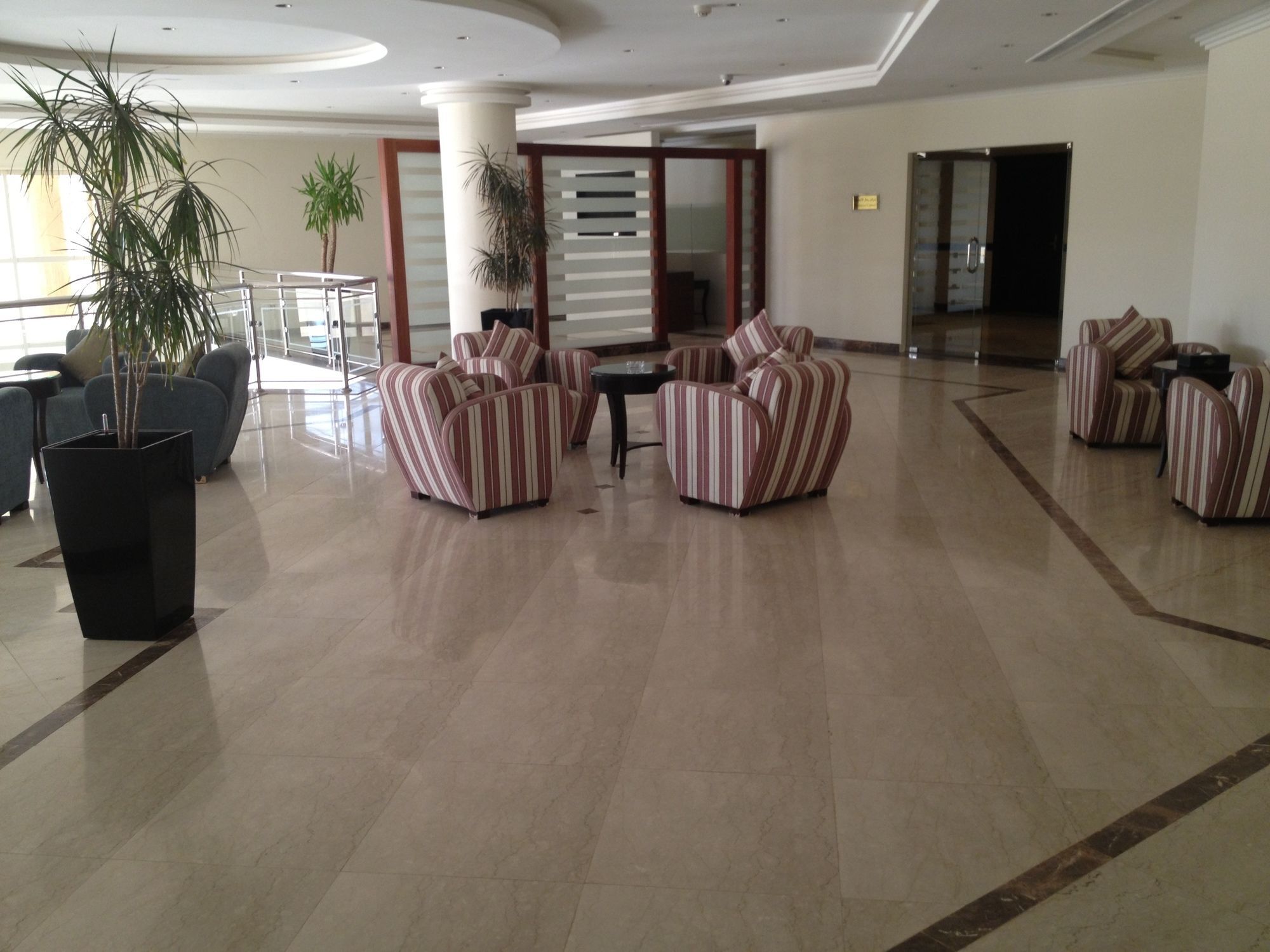 Executives Hotel - Azizia Rijád Kültér fotó