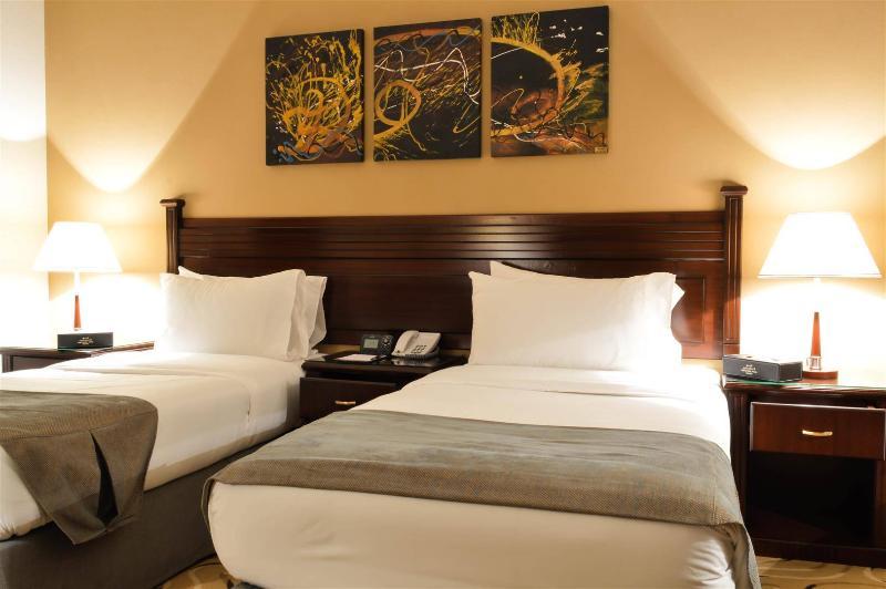 Executives Hotel - Azizia Rijád Kültér fotó